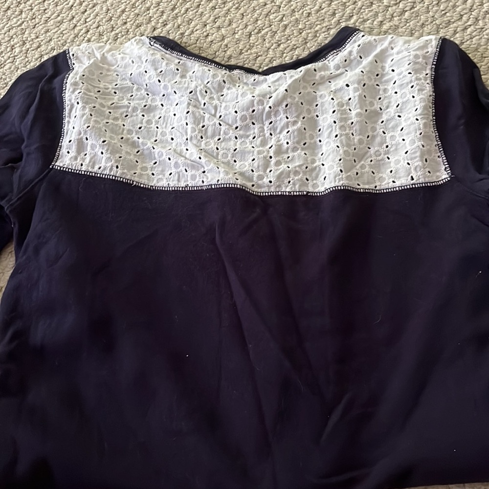 GAP SIZE XS NAVY DRESS EYELET DETAIL 3/4 SLEEVE